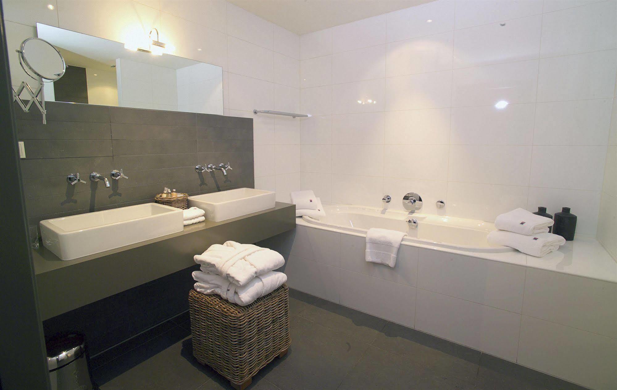 Bliss Boutique Hotel Breda Luaran gambar